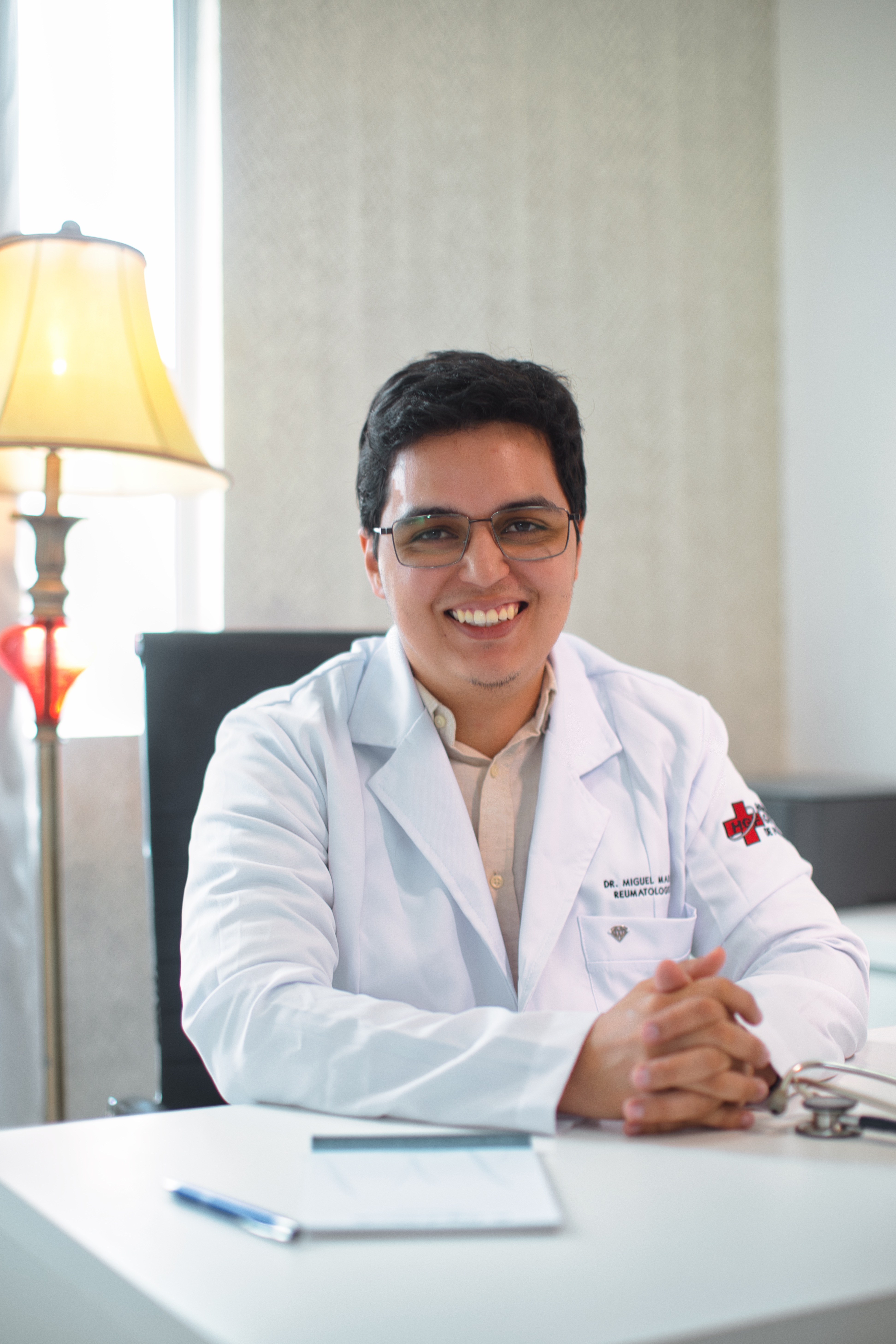 Dr. Miguel Marcelo Freire de Melo — Reumatologista